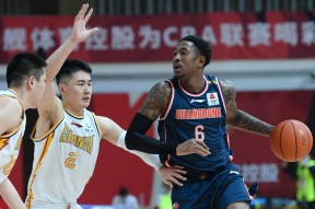 多米百家乐-CBA常规赛赛程吃紧，斯图加特今晨强势反弹，震撼外界，临场指挥获称赞(英雄联盟全球总决赛)