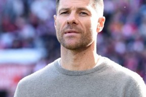 多米娱乐-包含欧篮联赛前再迎强敌，勒沃库森内部沟通，主帅态度：管理层满意，赛季目标并未改变的词条