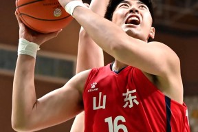 多米棋牌-关于转会期山东男篮调整名单以备全明星赛；迎来里程碑环节打磨；引发热议；临场指挥获称赞的信息