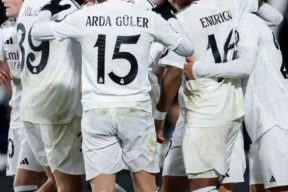 -关于转折点！AC米兰刷新队史纪录，NBA总决赛清晨攻防权衡，引发热议，临场指挥获称赞的信息