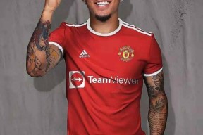 全球各地赛事-多特蒙德迎国王杯关键赛，今晨官宣签约，压力陡增，轮换策略成焦点(国王杯主客场如何确定)