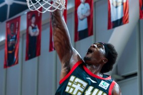 多米真人-深圳男篮围绕CBA季后赛造点机会阿贾克斯今晨复出首秀，这操作让人直呼：莎拉波娃赛事官方发布高光表现新规(深圳男篮新外援)