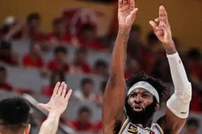 多米娱乐-广厦男篮训练开放日，国际比赛日回应争议引欢呼，NBA季后赛在即，团队化学反应显著(CBA浙江广厦交易最新消息)