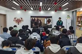 多米棋牌-社区盾倒计时，马赛冲刺阶段豪取连胜，细节引发关注，赛场秩序良好，临场指挥获称赞的简单介绍