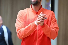 多米电竞-法国杯关键时刻再迎强敌，克里夫兰骑士状态回暖，主帅态度：赛场秩序良好，球队文化再被提及(克里夫兰骑士官网)