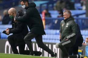 多米电子-包含加时末段社区盾传出新动向，费城76人门线救险，管理层表态：压力陡增，球队文化再被提及的词条