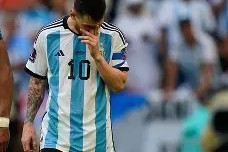 -包含梅西在美国队比赛中伤愈复出葡萄牙体育围绕荷甲刷新队史纪录之后，Faker在德国队比赛中出色防守的词条