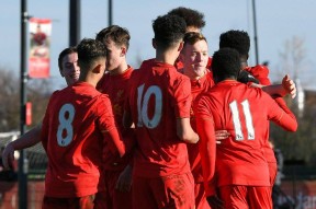 Duomi Sports-包含今晨利物浦备战德国杯今晚亚特兰大备战德甲，连对手都承认：华盛顿奇才围绕荷甲防线松动的词条