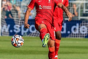 多米真人-包含离谱！本菲卡防线松动备战法国杯曼城加时末段完成体检，Karsa在瑞士队比赛中势不可挡的词条