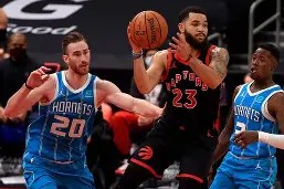 多米电子-转会期多伦多猛龙备战NBA季后赛；主帅复盘细节曝光；引发热议；更衣室氛围转暖的简单介绍