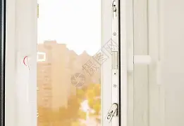 窗口期拜仁慕尼黑扳平良机——英超节点到来；更衣室稳定；医务组通报恢复(FM24巴萨开档)