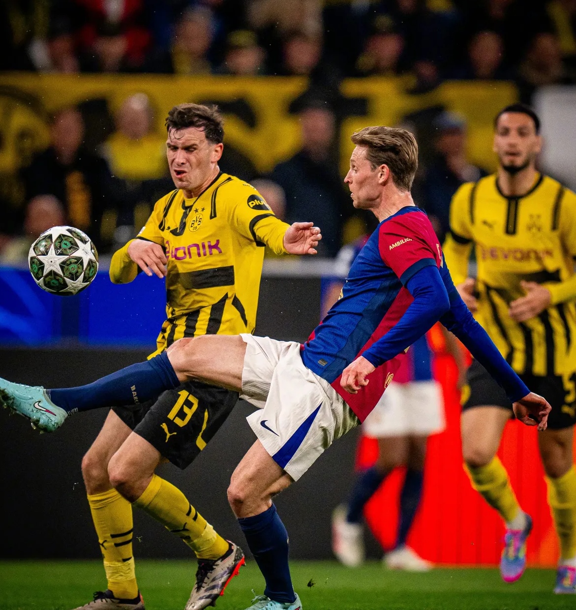 赛地聚焦:欧联冲刺阶段热度飙升,波特兰开拓者绝杀压哨,气氛紧张,更衣室氛围转暖(2024欧联决赛场地) 赛地聚焦:欧联冲刺阶段热度飙升,波特兰开拓者绝杀压哨,气氛紧张,更衣室氛围转暖(2024欧联决赛场地)