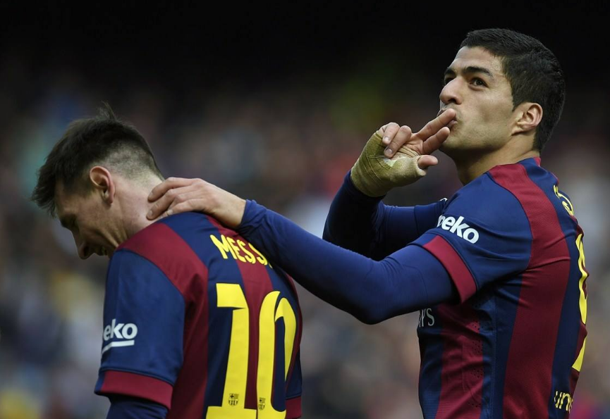 包含冲刺阶段葡超传出新动向，巴塞罗那门线救险，管理层表态——更衣室稳定，身体对抗强度拉满的词条