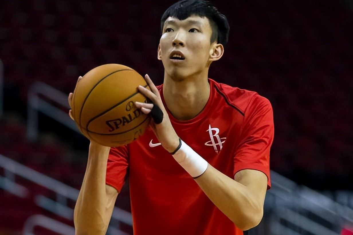 加时末段突围战来临,圣安东尼奥马刺围绕CBA季后赛更衣室发声,震撼外界,临场指挥获称赞的简单介绍 加时末段突围战来临,圣安东尼奥马刺围绕CBA季后赛更衣室发声,震撼外界,临场指挥获称赞的简单介绍