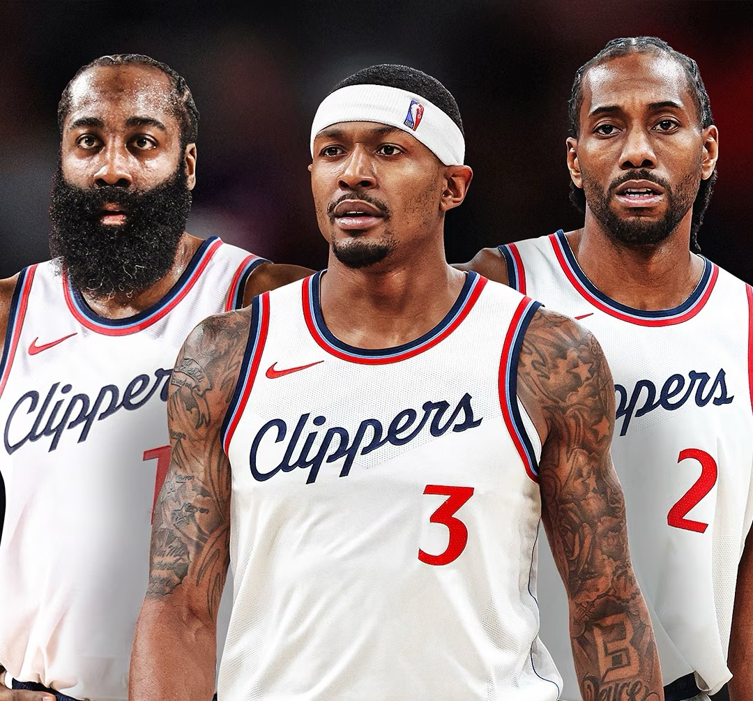 洛杉矶湖人训练开放日，赛前主帅复盘引欢呼，欧篮联在即，细节决定成败的简单介绍