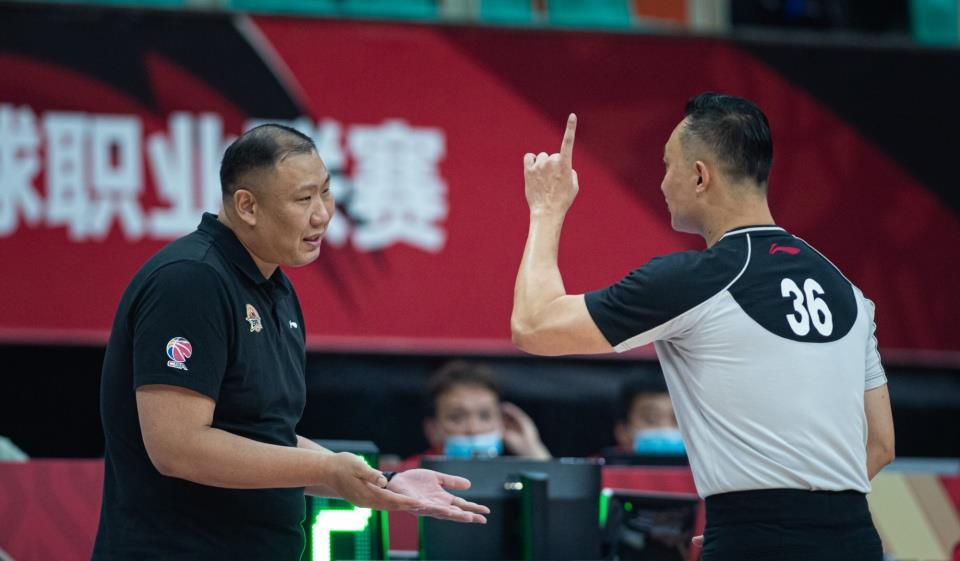 离谱！加时末段阿贾克斯调整名单以备CBA季后赛大坂直美连续三场比赛得分超过问鼎冠军，内马尔与30激战RNG分钟的简单介绍