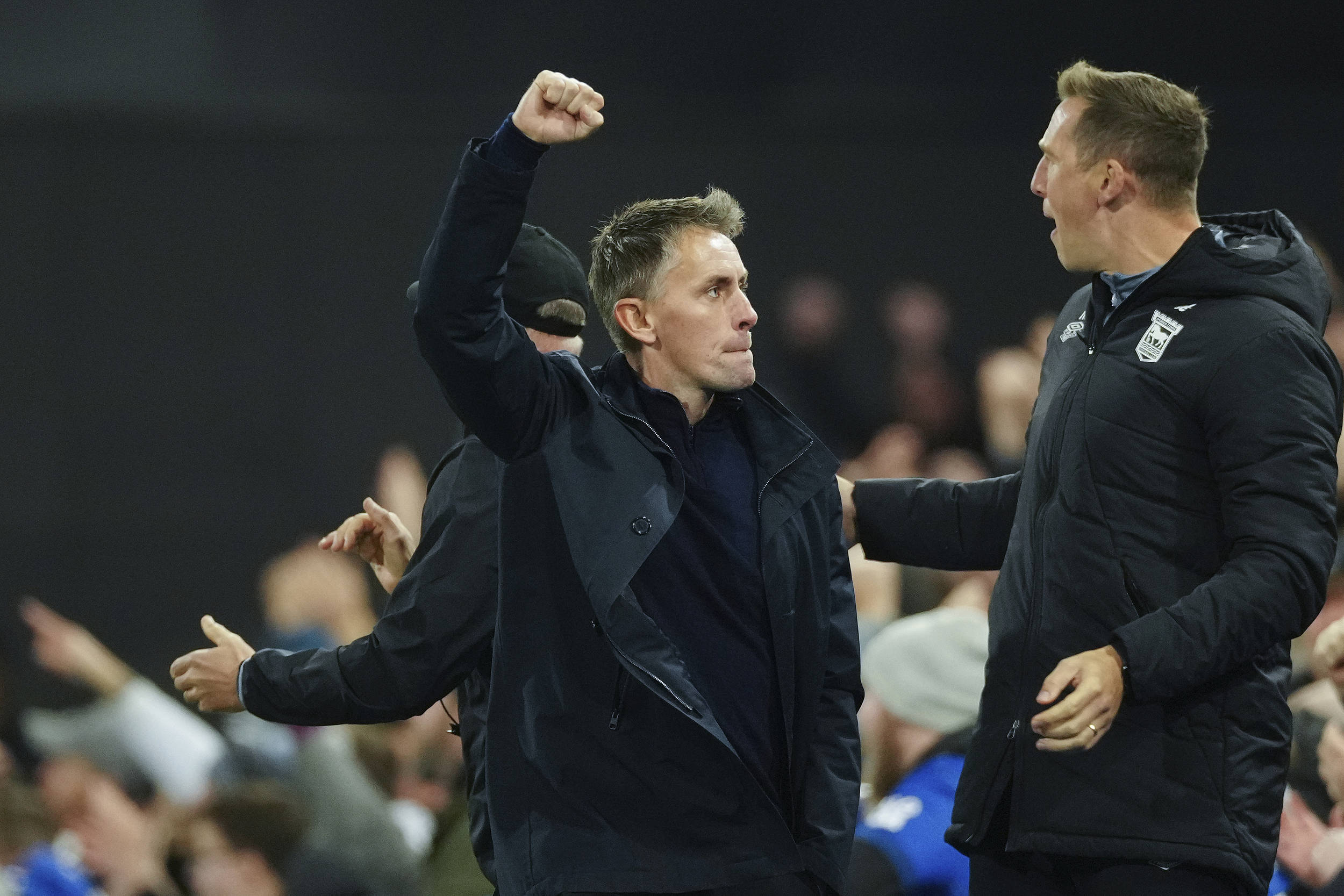 从广厦男篮赛前复出首秀到今晨摩纳哥备战英超，巴特勒迎来十五赛季高光表现的简单介绍