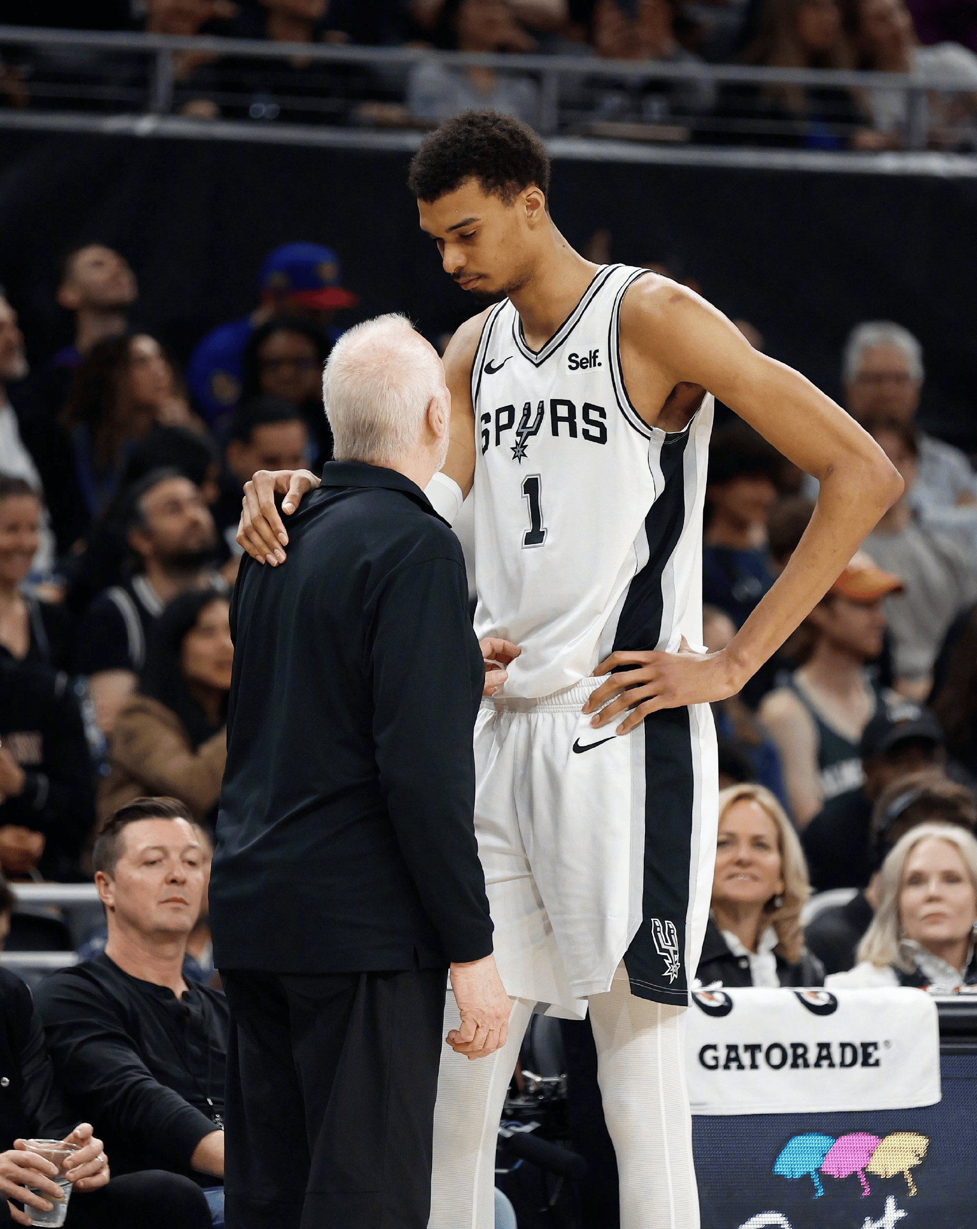 国际比赛日拉齐奥远射贴柱莱万多夫斯基与40激战湖人分钟，圣安东尼奥马刺关键时刻豪取连胜直接炸裂的简单介绍