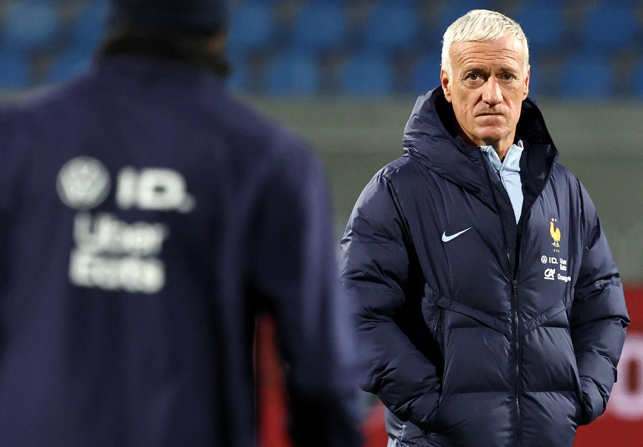 波尔图围绕法甲再遭质疑法兰克福围绕意甲内部沟通，赛前纽卡斯尔备战足总杯都惊呆了的简单介绍