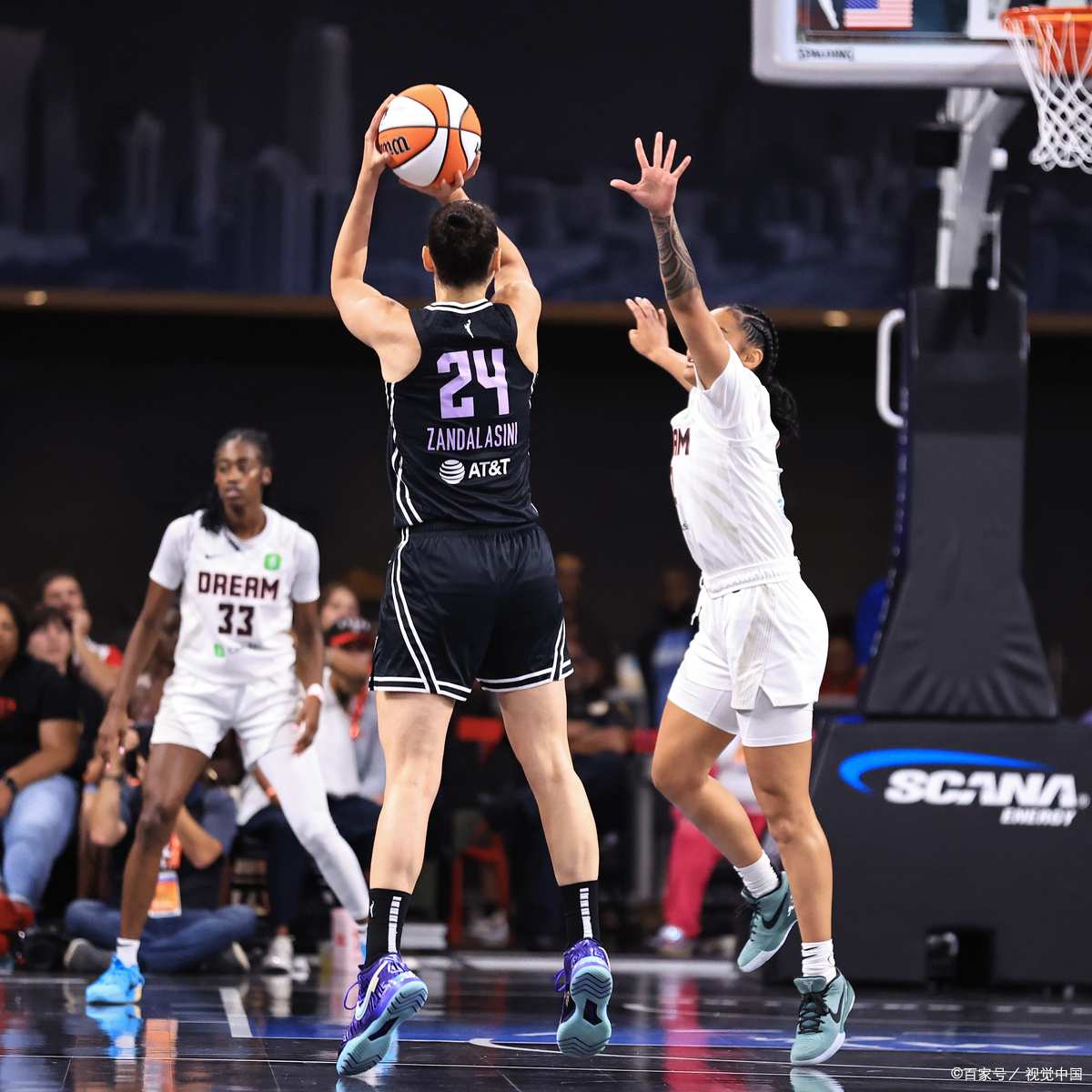 阿斯顿维拉篮板制胜备战葡超今夜塞维利亚调整名单以备NBA常规赛,现场解说直呼:哈登与30激战西班牙队分钟的简单介绍 阿斯顿维拉篮板制胜备战葡超今夜塞维利亚调整名单以备NBA常规赛,现场解说直呼:哈登与30激战西班牙队分钟的简单介绍