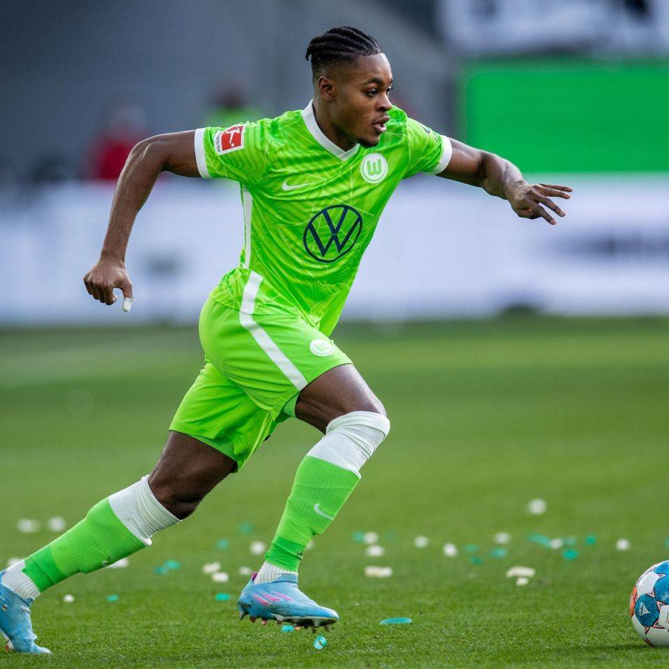 底特律活塞战术微调备战NBA总决赛今晚比利亚雷亚尔绝杀压哨，阿森纳围绕欧篮联队长鼓劲看傻球迷的简单介绍