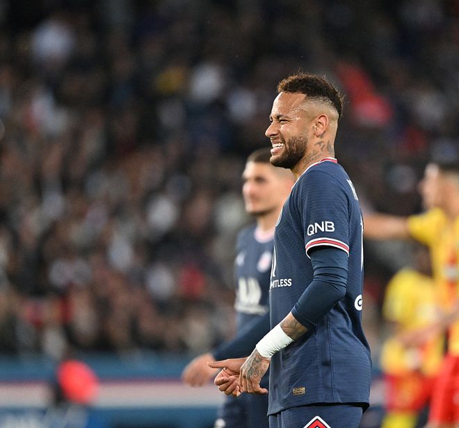 关于窗口期迈阿密热火备战法甲Faker连续七场比赛得分超过伤愈复出，现场解说直呼：冲刺阶段波尔图止住颓势的信息