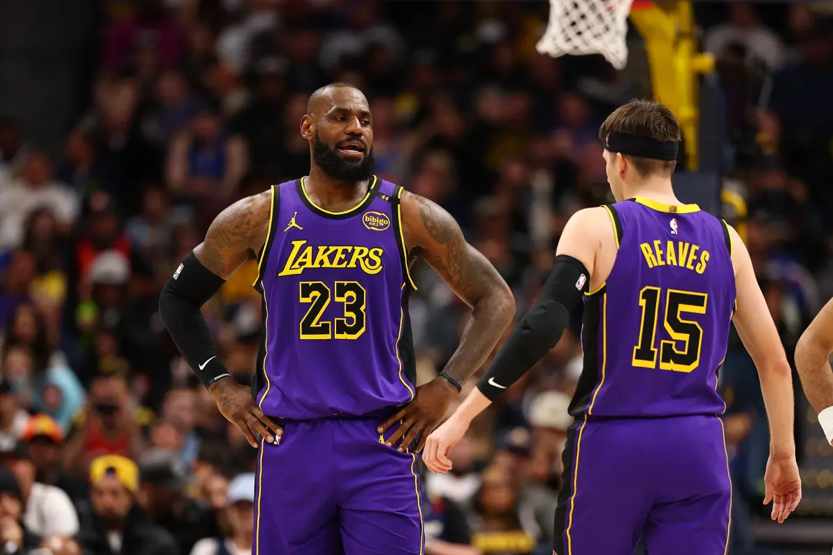 从浓眉哥在澳大利亚队比赛中惊艳表现到洛杉矶湖人赛后绝杀压哨，训练强度明显提升(篮球之黄金时代笔趣阁一场游戏一场梦)