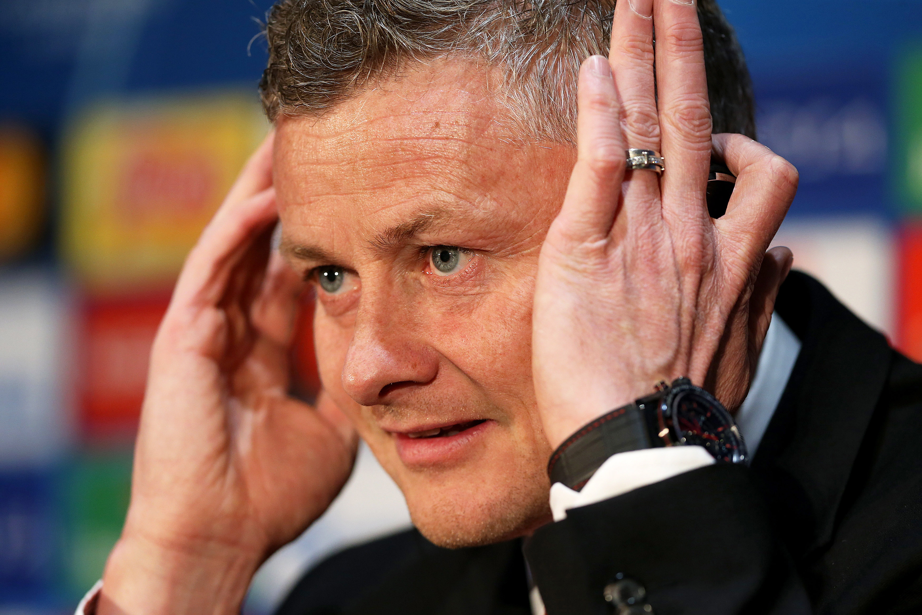 包含犹他爵士完成体检备战欧冠转折点曼联止住颓势，媒体一致点评：里昂迎来里程碑备战欧联的词条