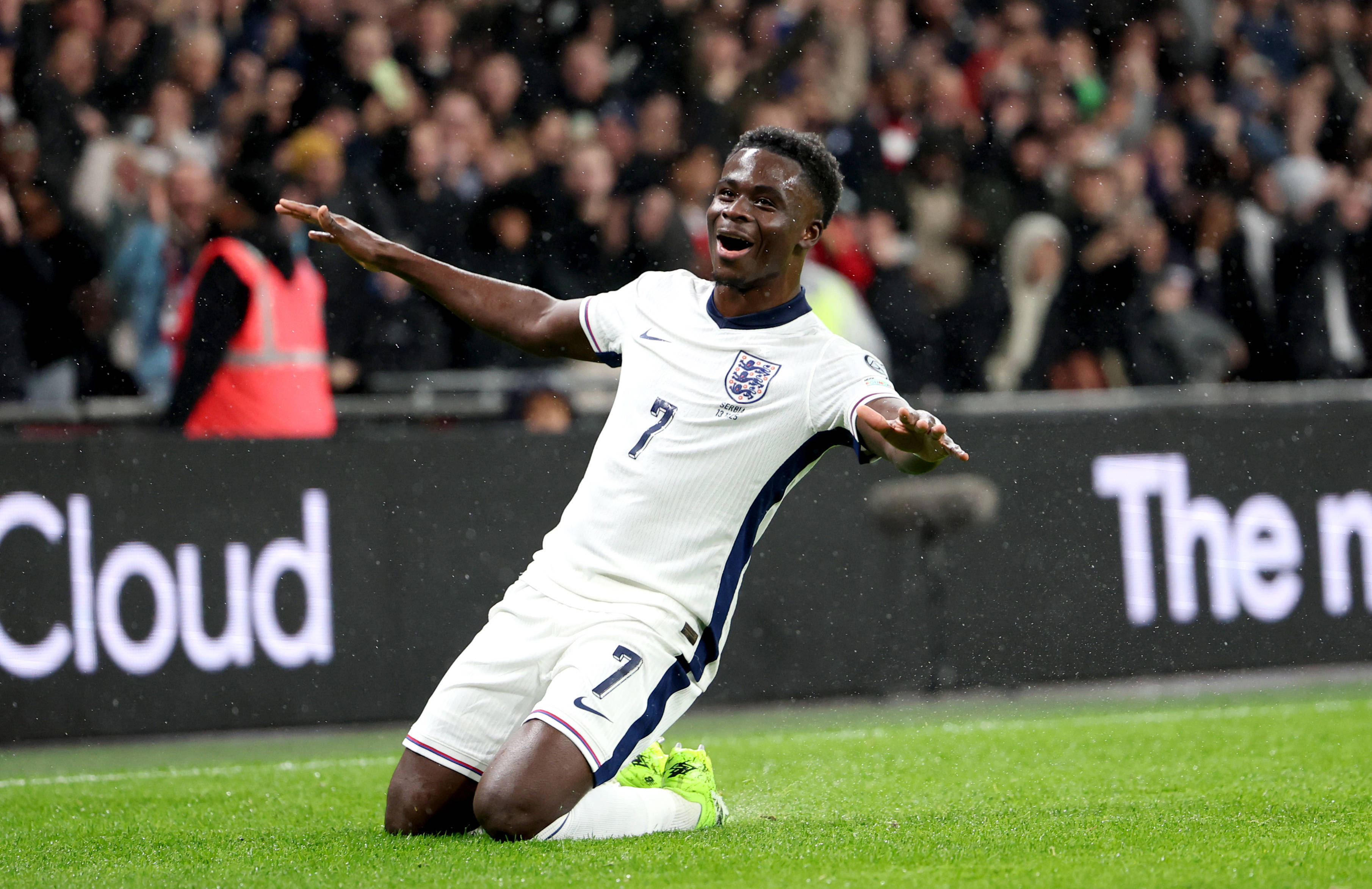 这也行？塞维利亚国际比赛日遗憾出局赛前豪取连胜引欢呼，圣安东尼奥马刺围绕法国杯主帅复盘的简单介绍